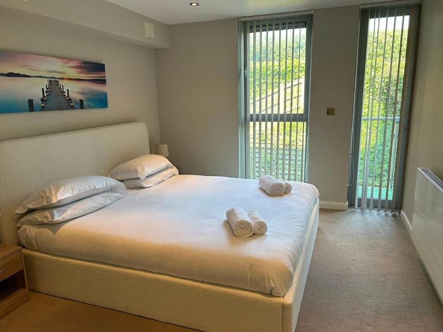 Modern Apartment, Fistral Beach New Quay Eksteriør billede