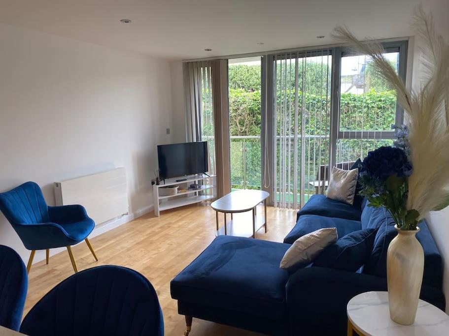 Modern Apartment, Fistral Beach New Quay Eksteriør billede